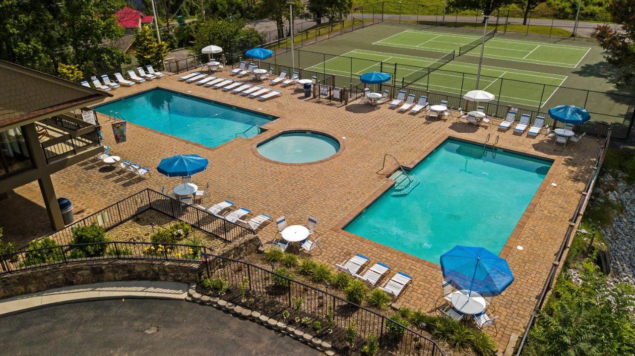 Key Lime Pie, Hot Tub,Wifi, 1089 Free Tickets Each Paid Day, Dollywood And More 蓋特林堡 外观 照片